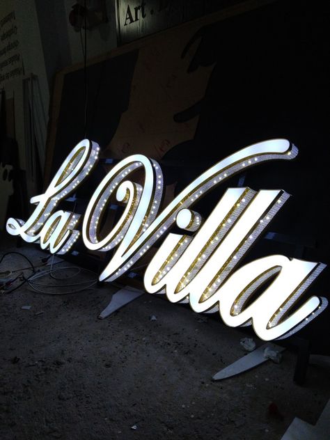 aluminium letter signage